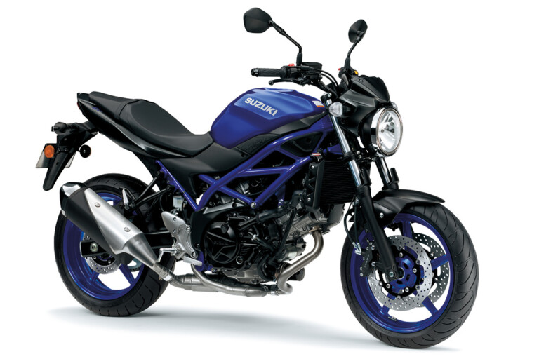 SV650 suzuki bleu