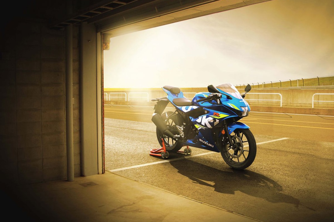 GSX-R125 SUZUKI