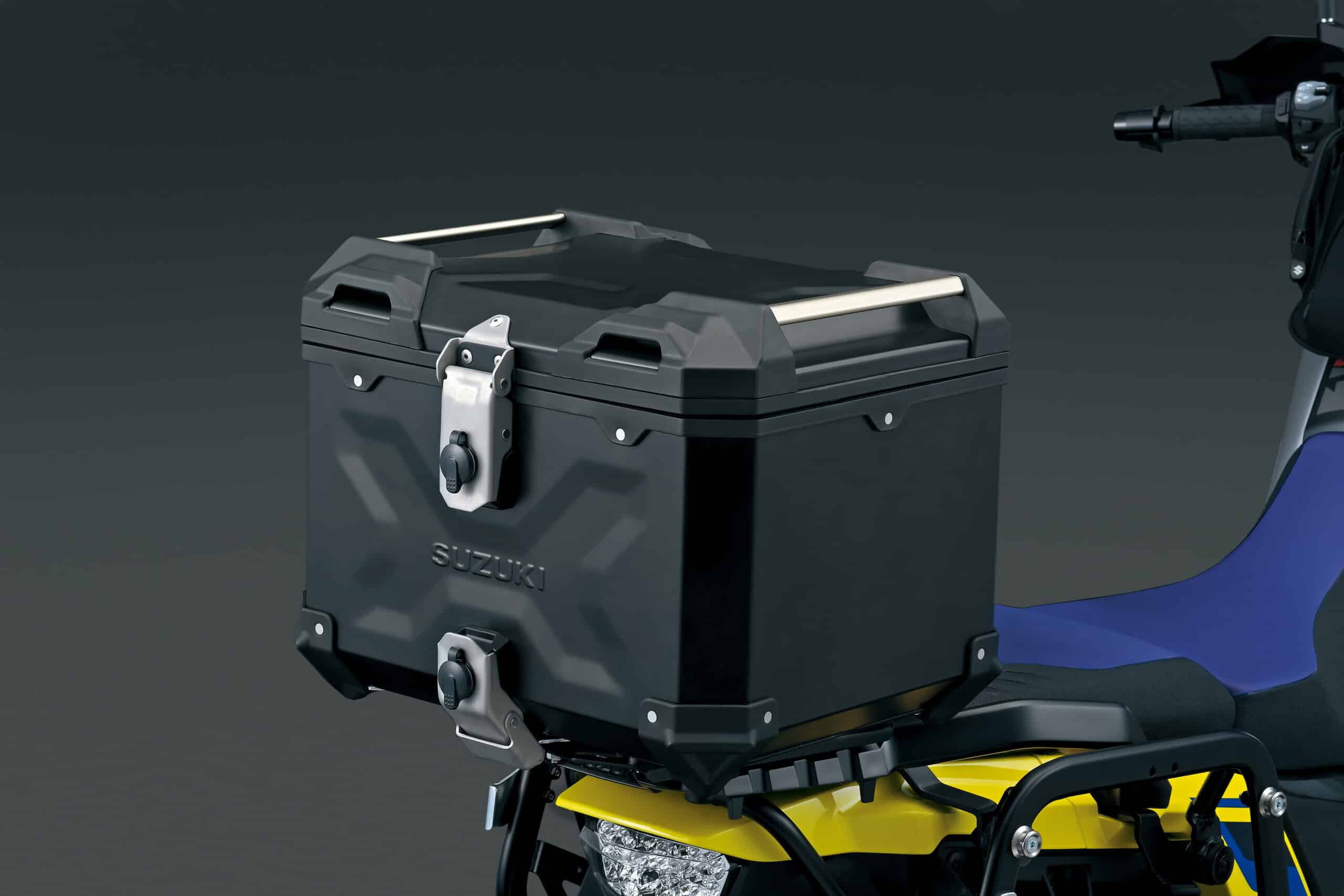 DL1050RJ_RR_M3_Aluminium_top_case_Black