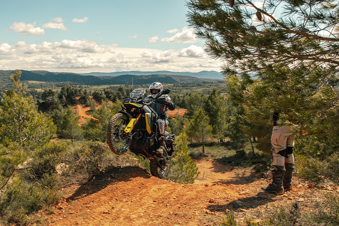 V-Strom Académie