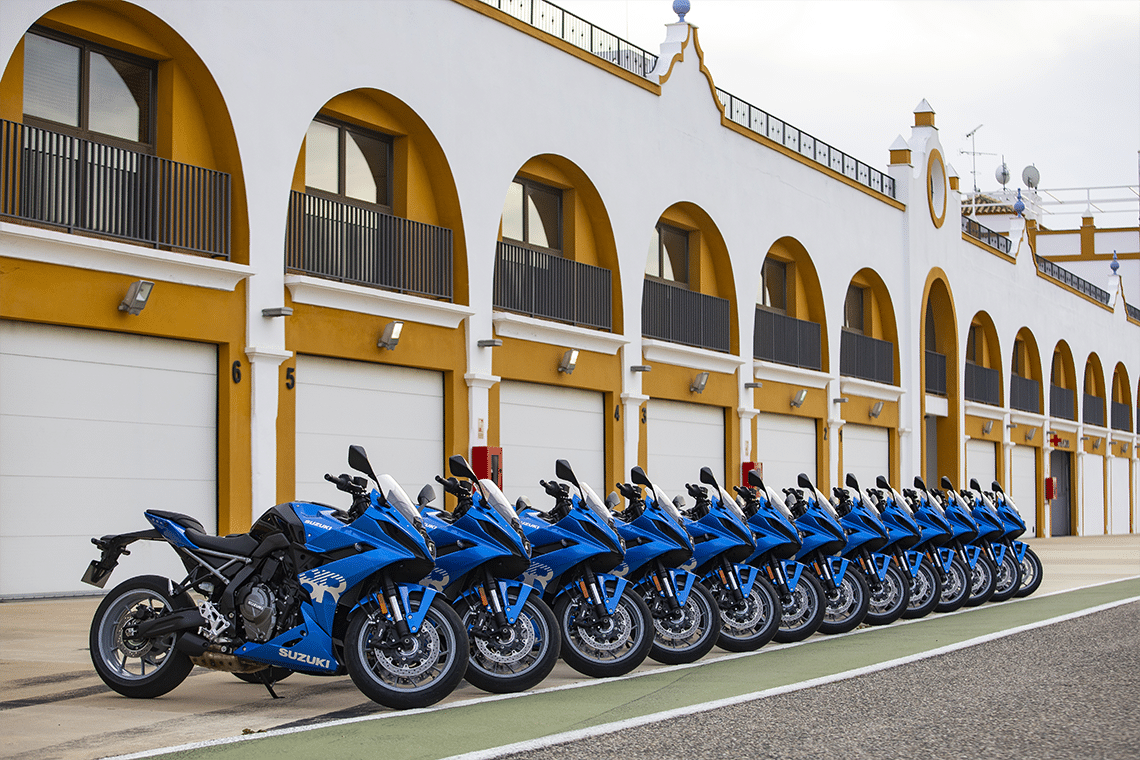 GSX-8R
