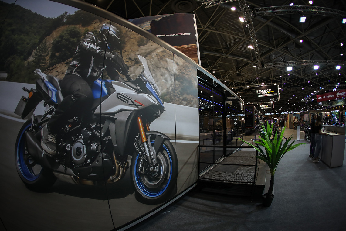 Stand Suzuki