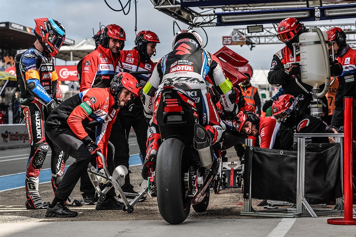 Yoshimura SERT Motul