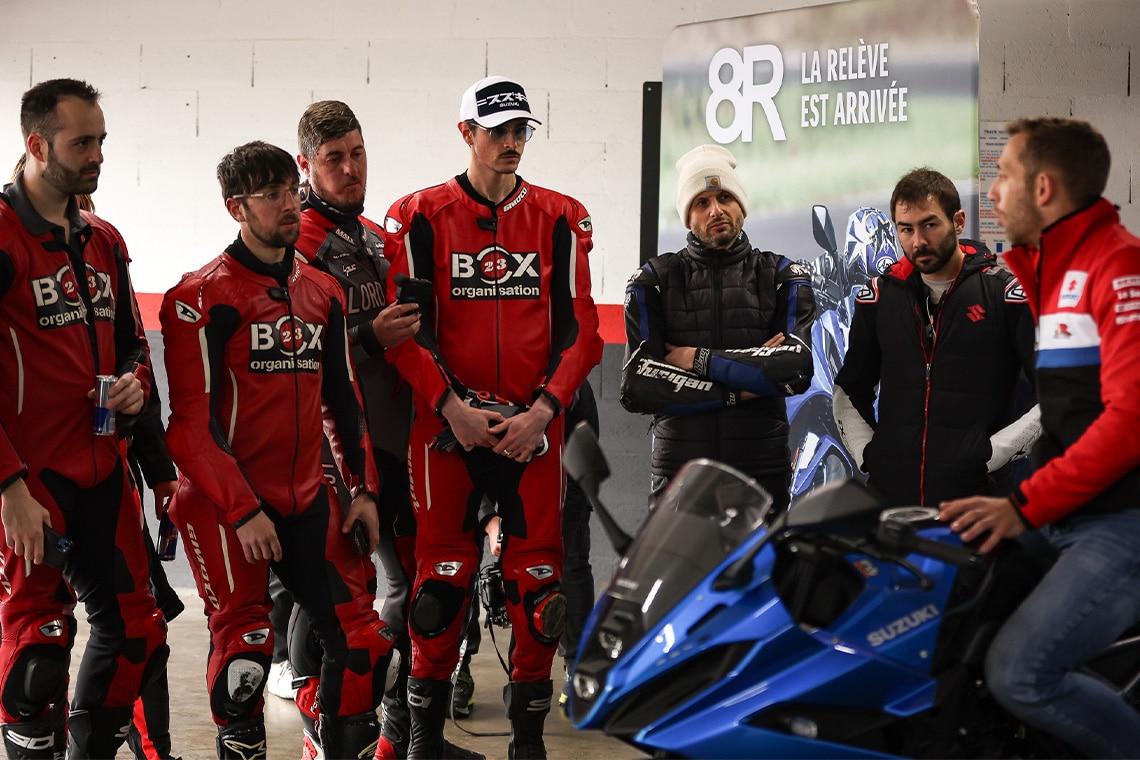 GSX-8R