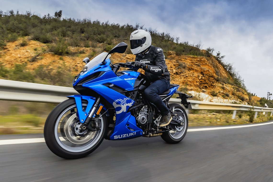 GSX-8R