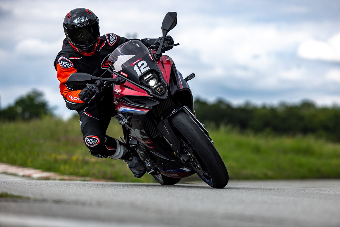 GSX-8R SERT