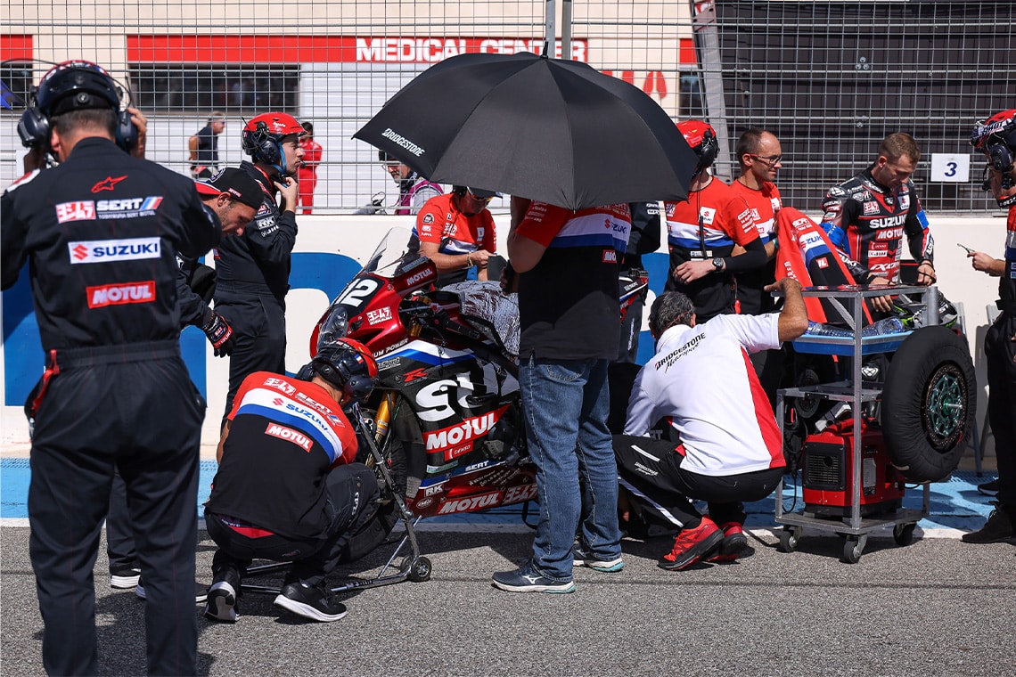 Yoshimura SERT Motul Bol d'Or