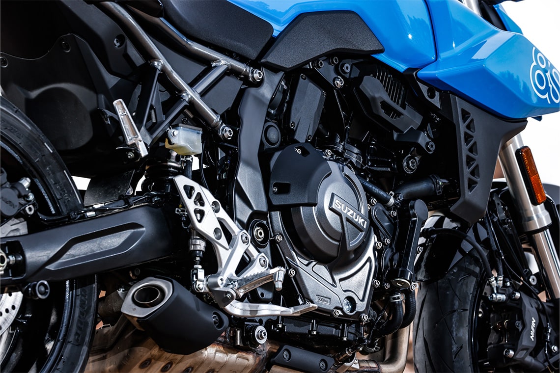 GSX-8S