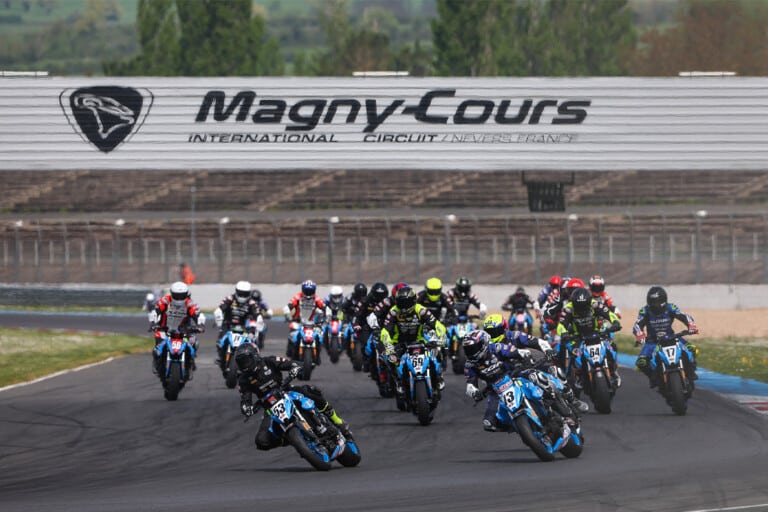 Deuxième manche de la saison 8S Cup à Magny-Cours