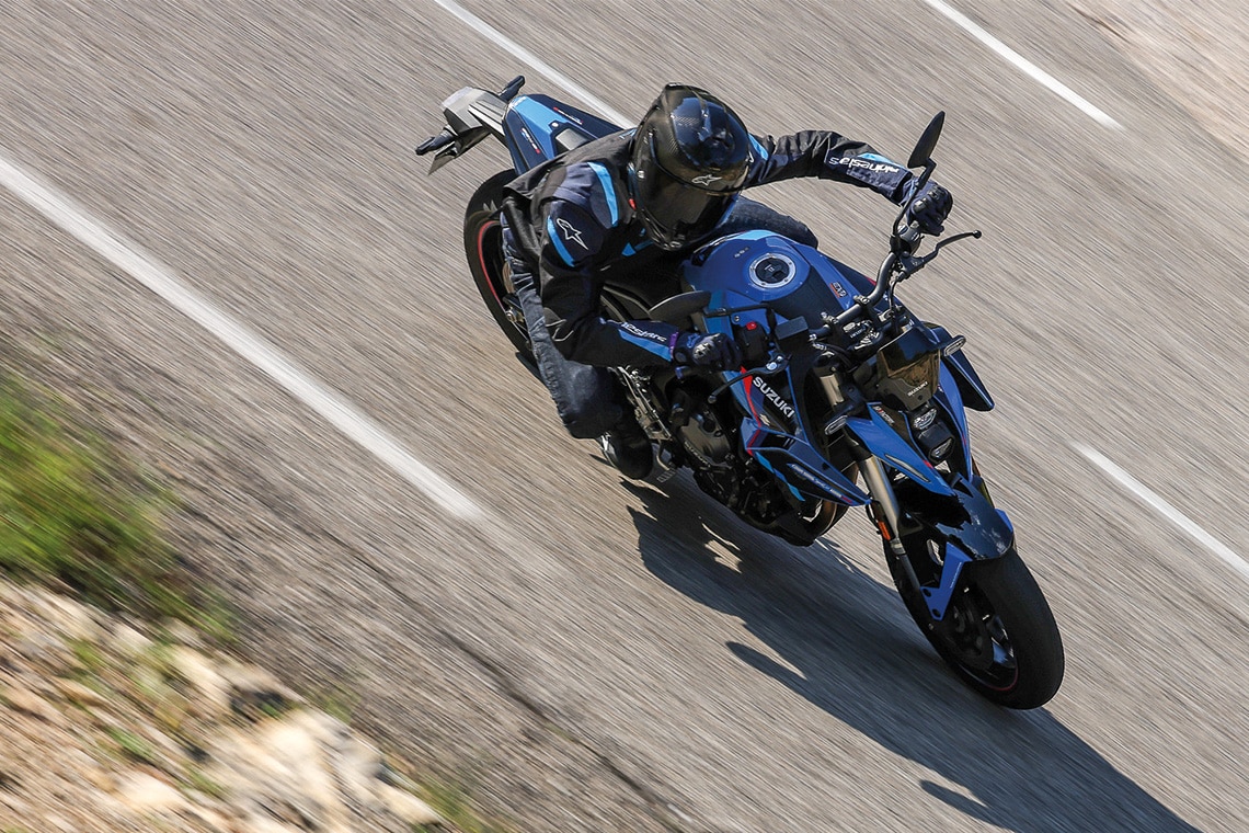 8S Team Suzuki