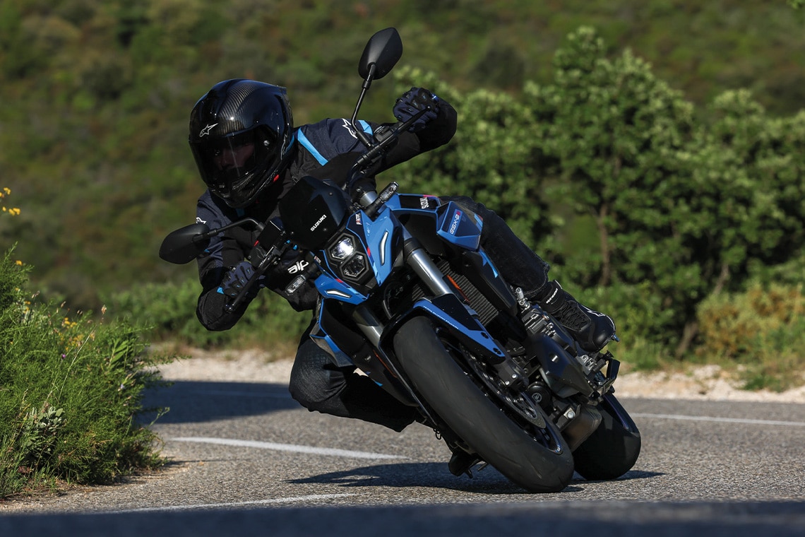 8S Team Suzuki