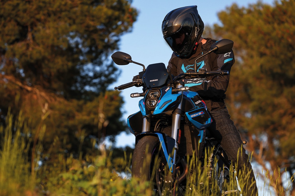 8S Team Suzuki