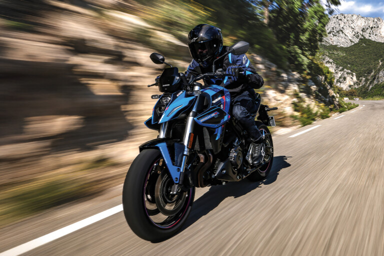 GSX-8S Team Suzuki