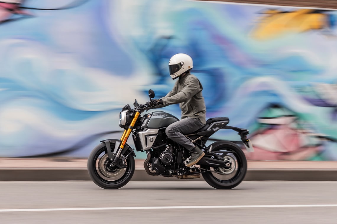GSX-8T