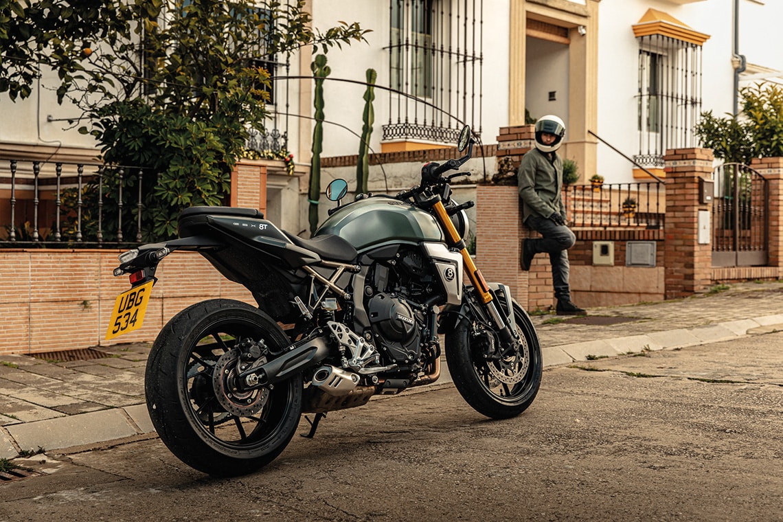 GSX-8T
