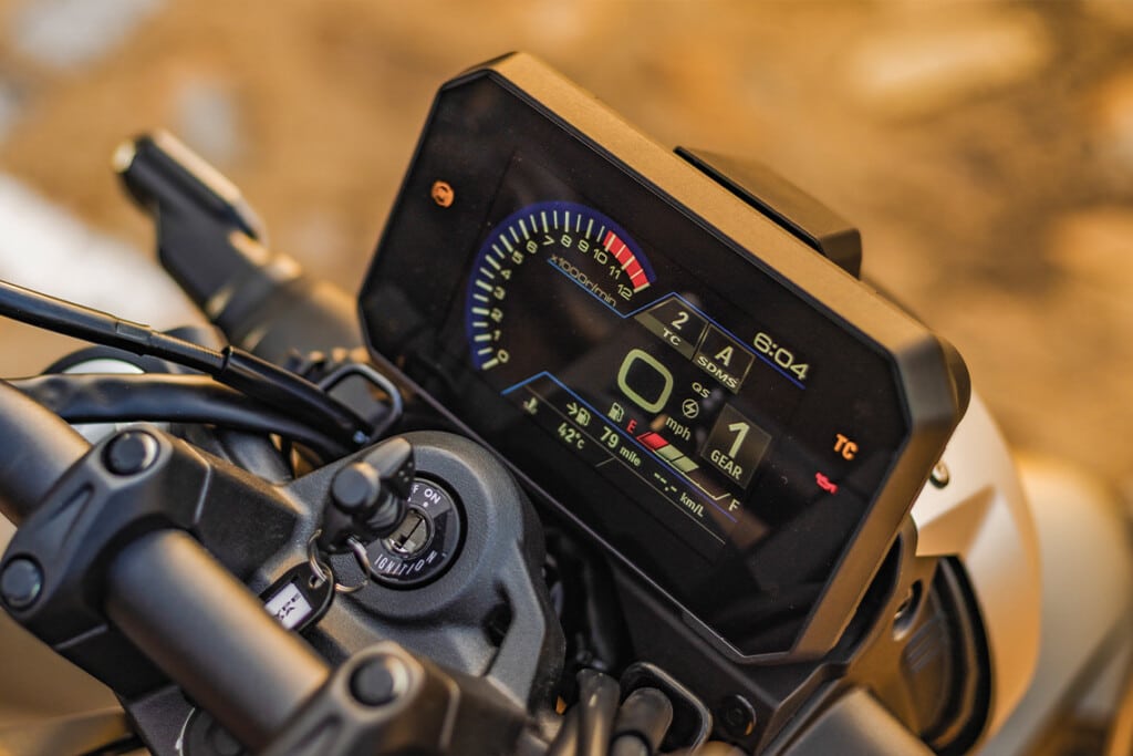GSX-8T