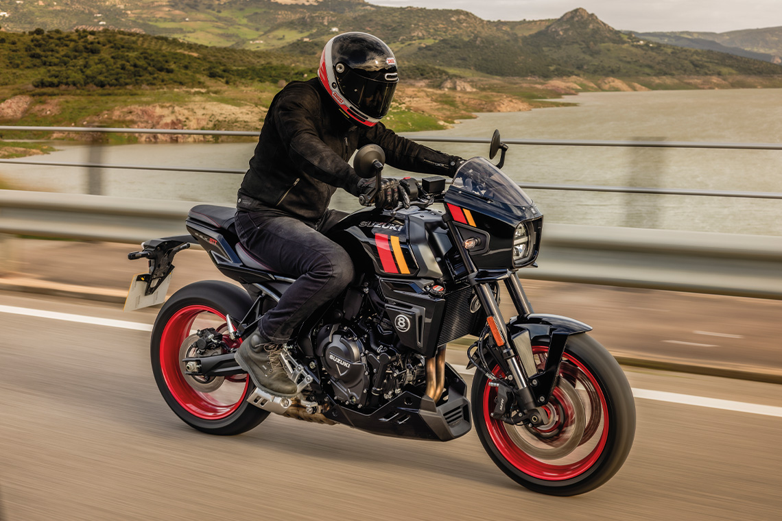 GSX-8TT