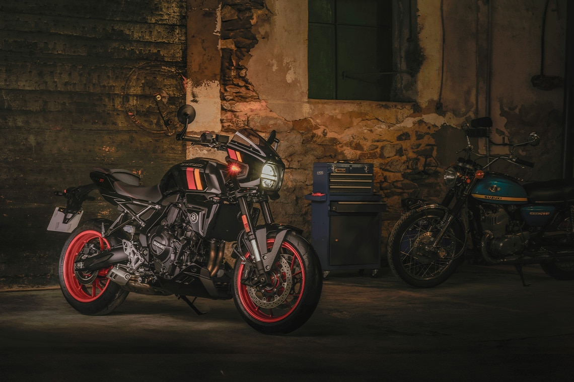 GSX-8TT