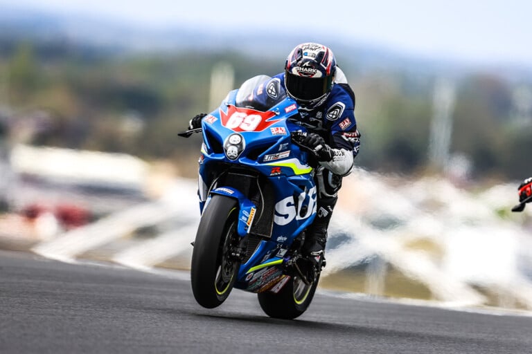 Première manche du Championnat de France Superbike au Mans