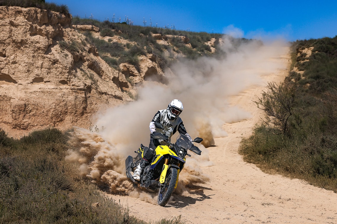 V-Strom 800DE, 2026