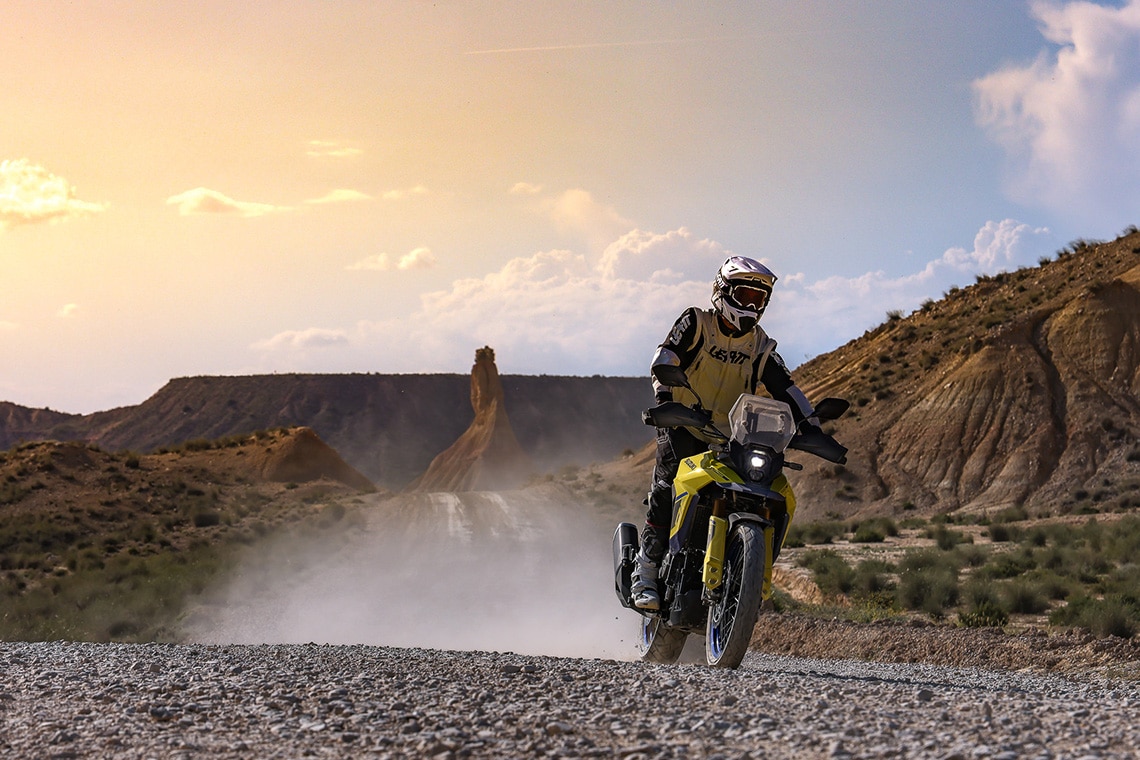 V-Strom 800DE, 2026