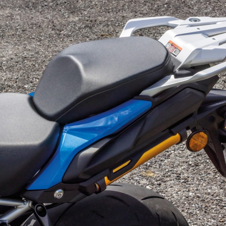 GSX-S1000GX_M4_YSF_Statics_17